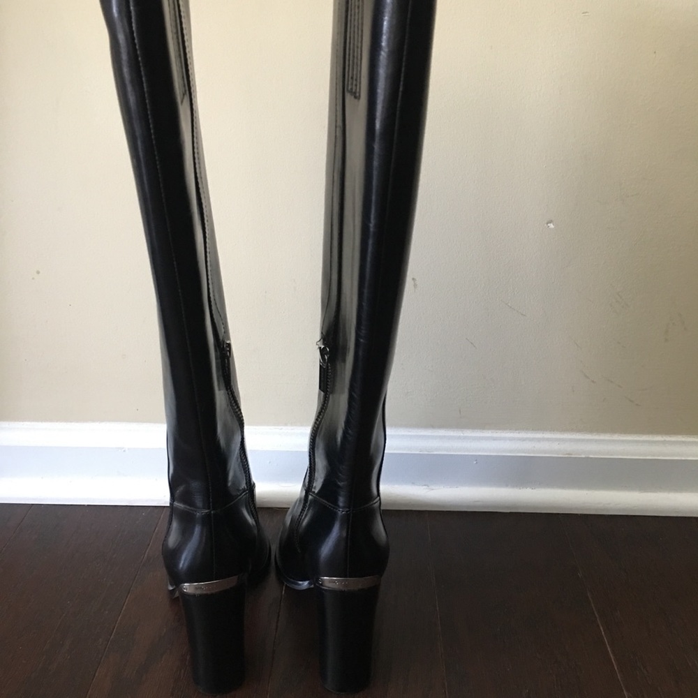 Michael Kors Black Leather Boots - Picture 4 of 6